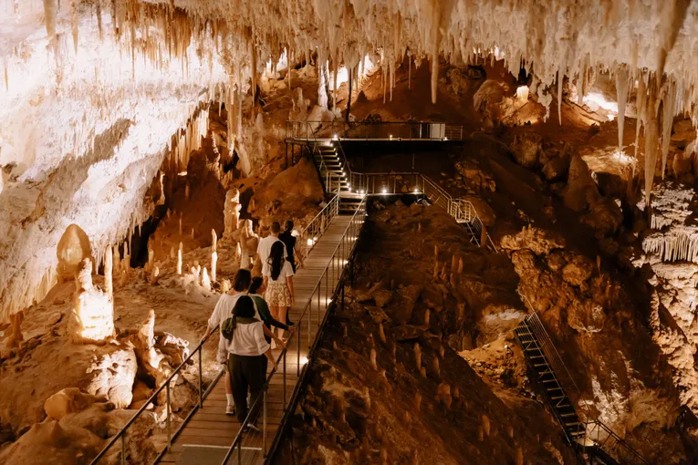 Guided Jewel Cave Tour in Augusta, 1 Hour 