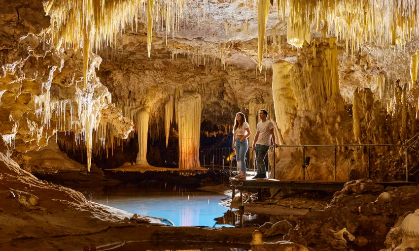 Lake Cave Fully Guided Tour, 1 Hour 
