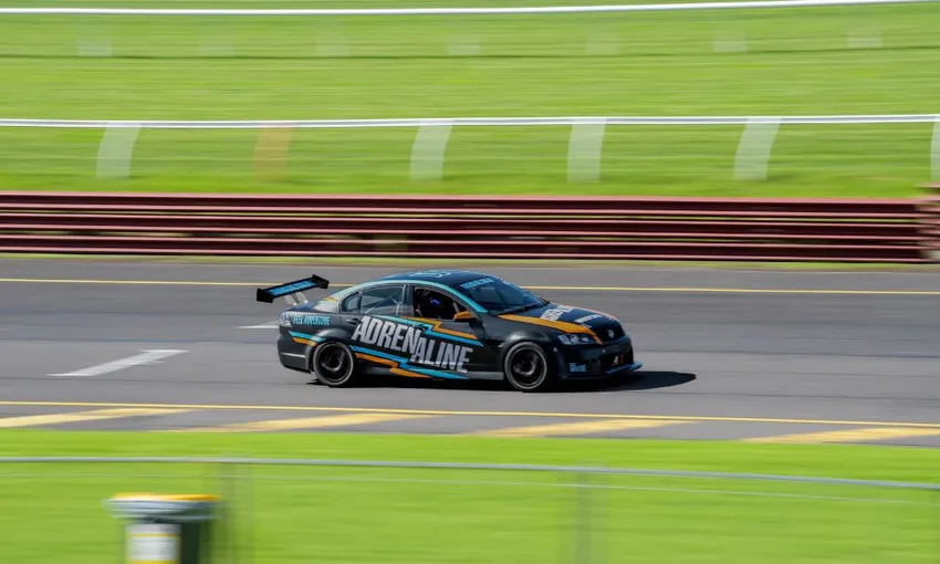 Sydney 2 V8 Race Car Hot Laps - Sydney 