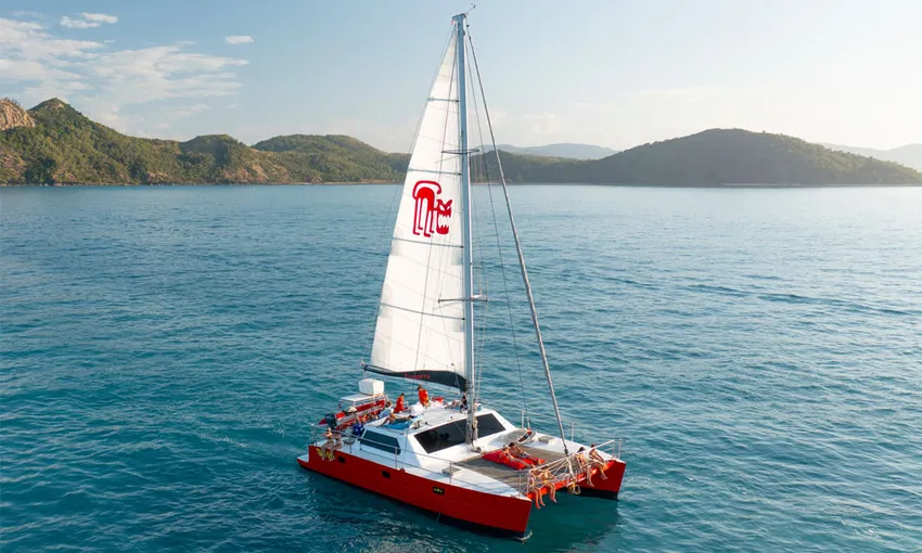 Whitsundays Full Day Sail with Snorkelling
