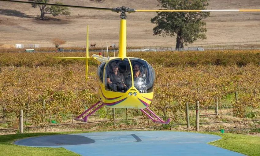 Helicopter Flight, Deluxe 30-minute Private Tour of the Barossa Valley