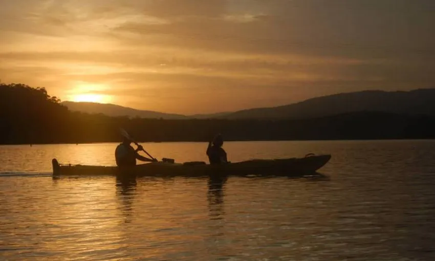 Batemans Bay Pizza & Paddle Kayak Tour, 2 Hours
