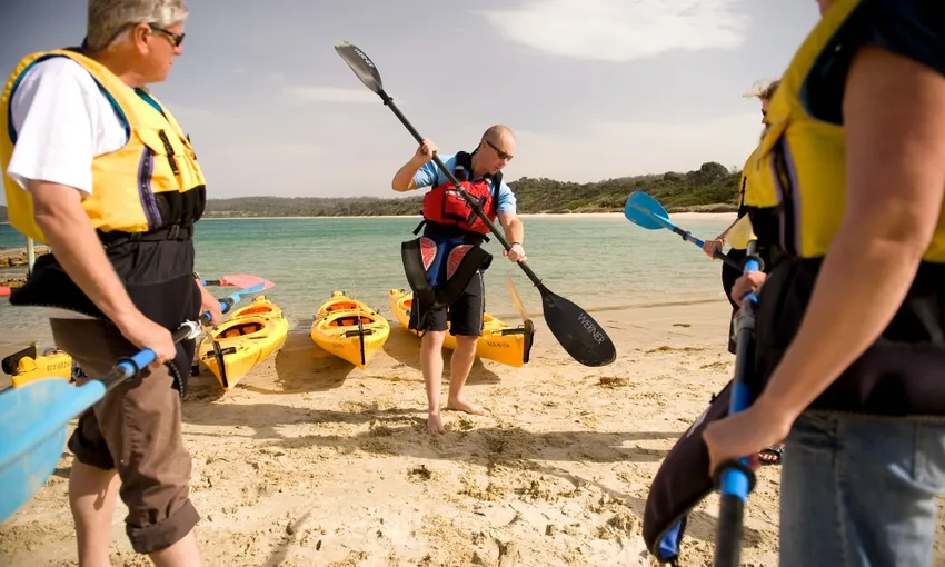 Guided Kayak in Freycinet National Park, 3 Hours