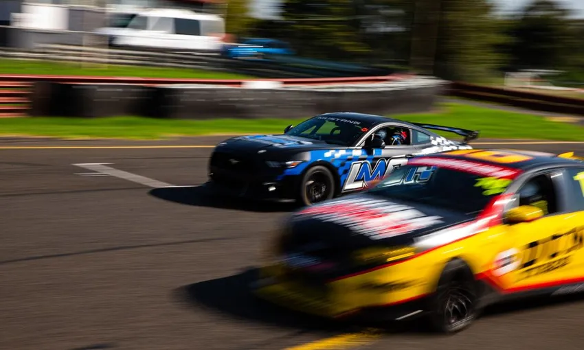 Melbourne Sandown Raceway V8 Mustang 8 Lap Drive