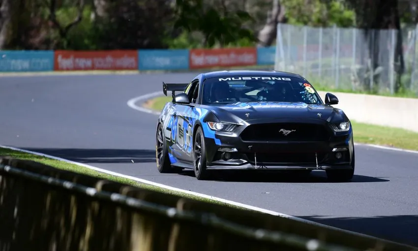 V8 Mustang 4 Lap Drive - Mallala Motorsport Park, Adelaide
