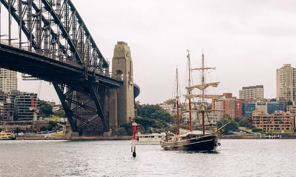 Sydney Tall Ship Lunch Cruise, 2 Hours