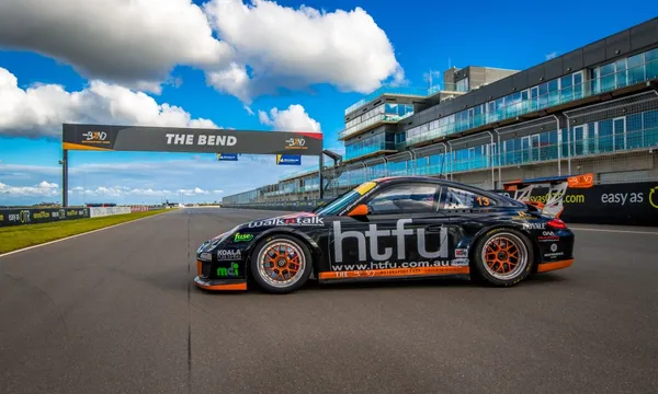 5 V8 Drive Laps & 3 Porsche Hot Laps - The Bend Motorsport Park