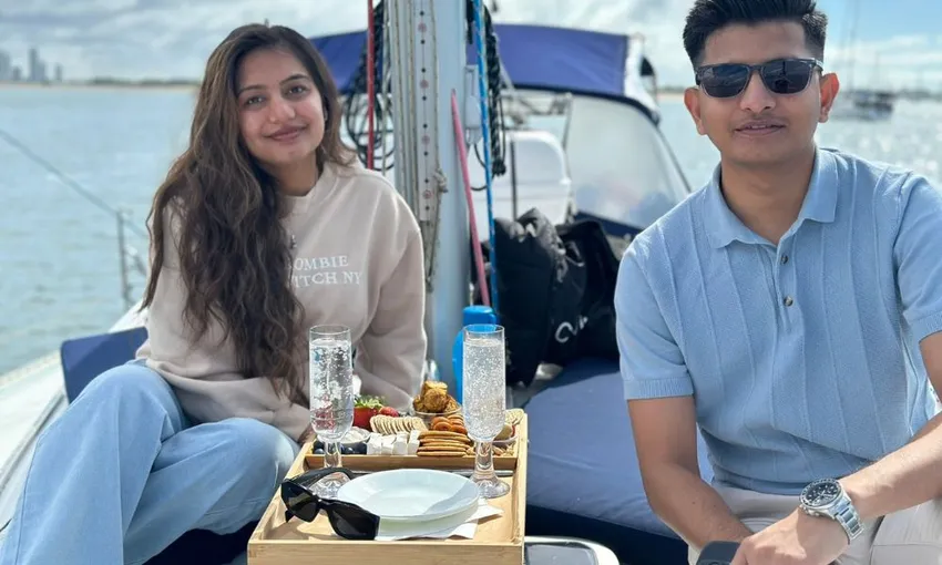 Broadwater Sailing Cruise with Snacks & Drinks, 2 Hours