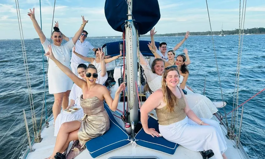 Broadwater Sunset Sailing Cruise, 2 Hours