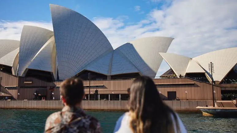 Sydney Harbour Sightseeing Cruise - 90 Minutes