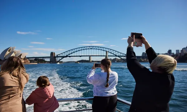 Sydney Harbour Sightseeing Cruise - 90 Minutes