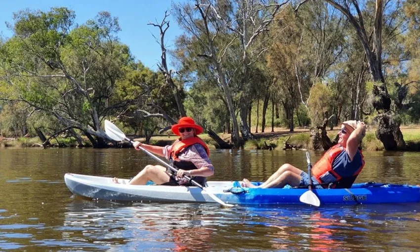 Swan River Kayak Adventure and Wine Tasting, 3 Hours