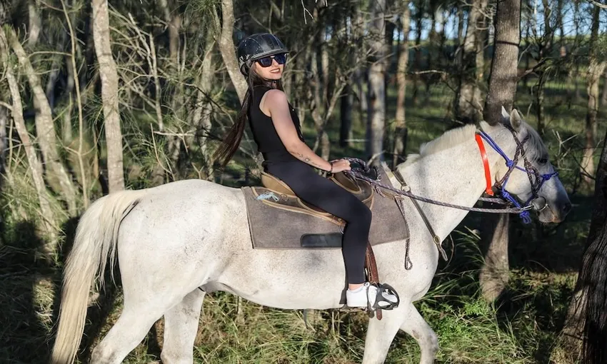 Horseback Trail Ride - 90 Minutes - Vineyard & Mountain Views