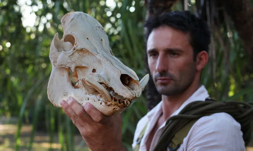 Australian Outback Day Tour and Survival Training with Andrew Ucles