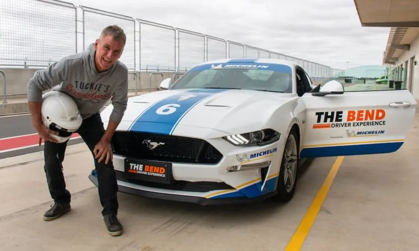 Tandem Skydive Up To 15,000ft & V8 Hot Laps Experience - Tailem Bend 