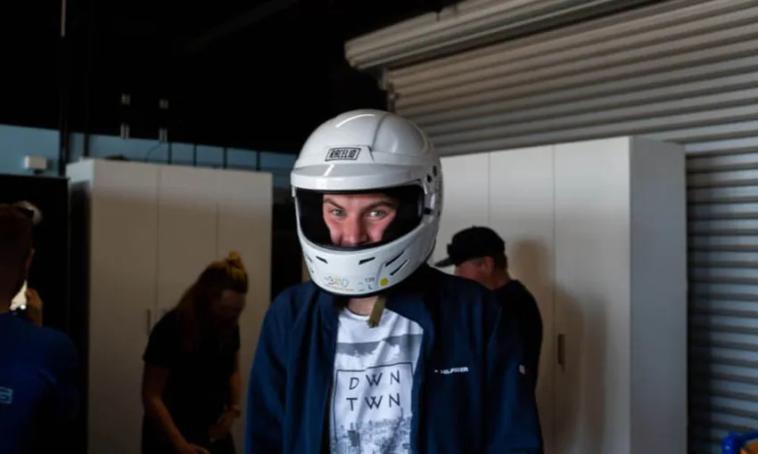 Tandem Skydive Up To 15,000ft & V8 Hot Laps Experience - Tailem Bend 