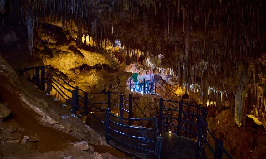 Ngilgi Cave Ancient Lands Experience & Cave Entry,  1 Hour 