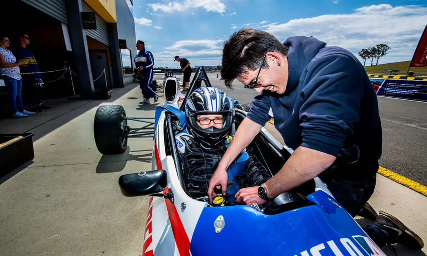 Drive an F1 Style Race Car in Wodonga, 5 Laps 