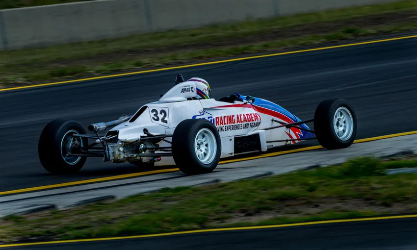 Drive an F1 Style Race Car in Wodonga, 10 Laps 
