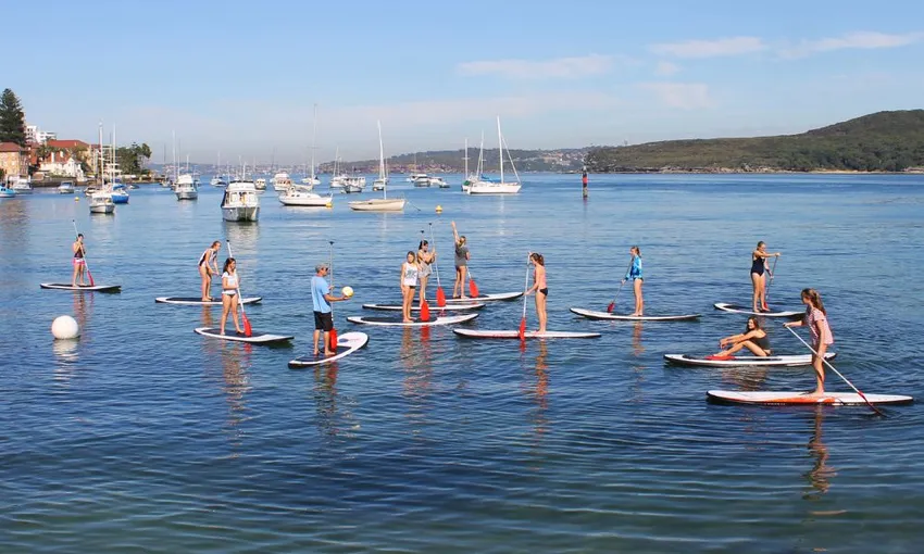 Group Stand Up Paddle Boarding Lesson in Manly