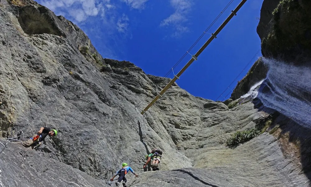 Ferrata Experience with Heli Flight | Experience Oz-5