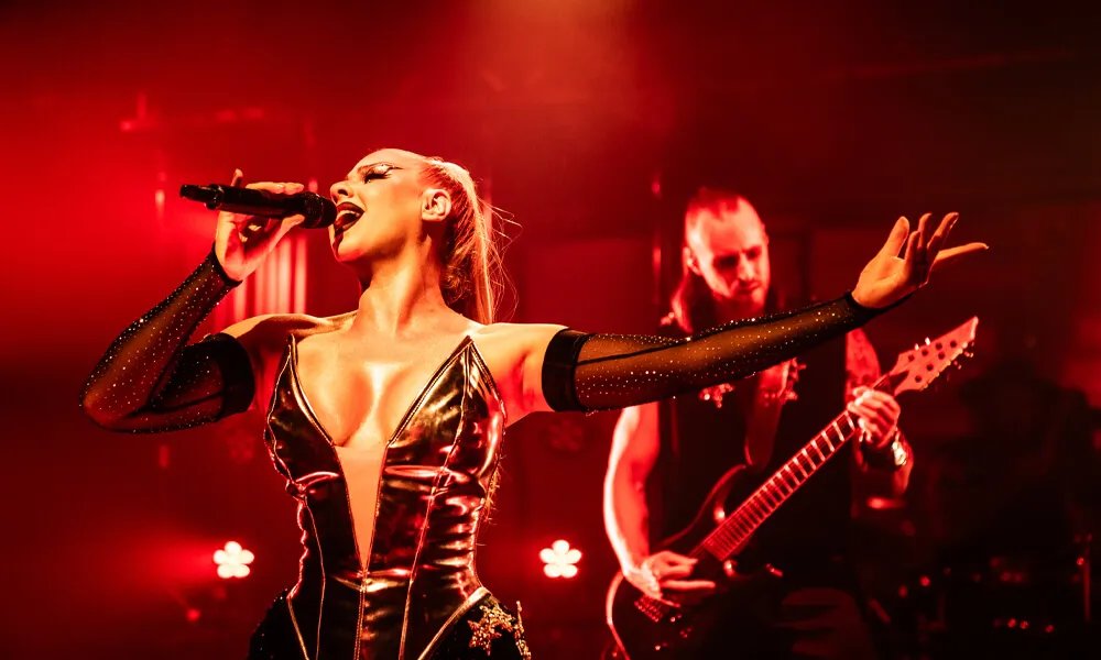 Dracula's Cabaret 3 Course Dinner & Show - Book Now | Experience Oz-2