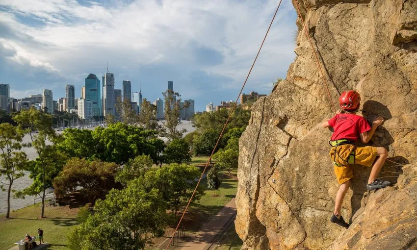 Rock Climbing at Kangaroo Point - Half Day