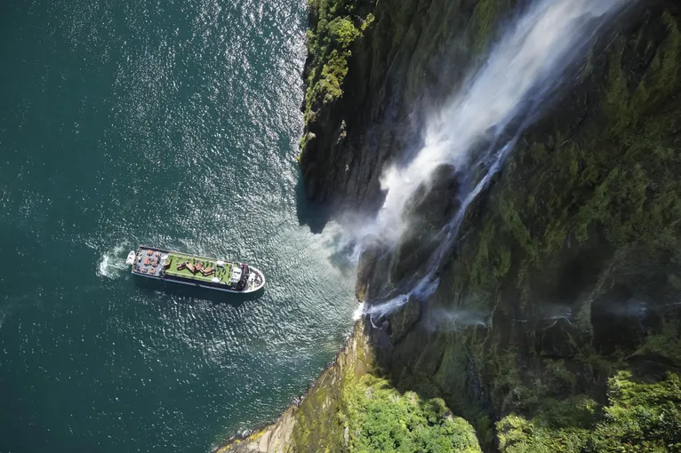Milford Sound Cruise ex Queenstown - Buy Now | Experience Oz