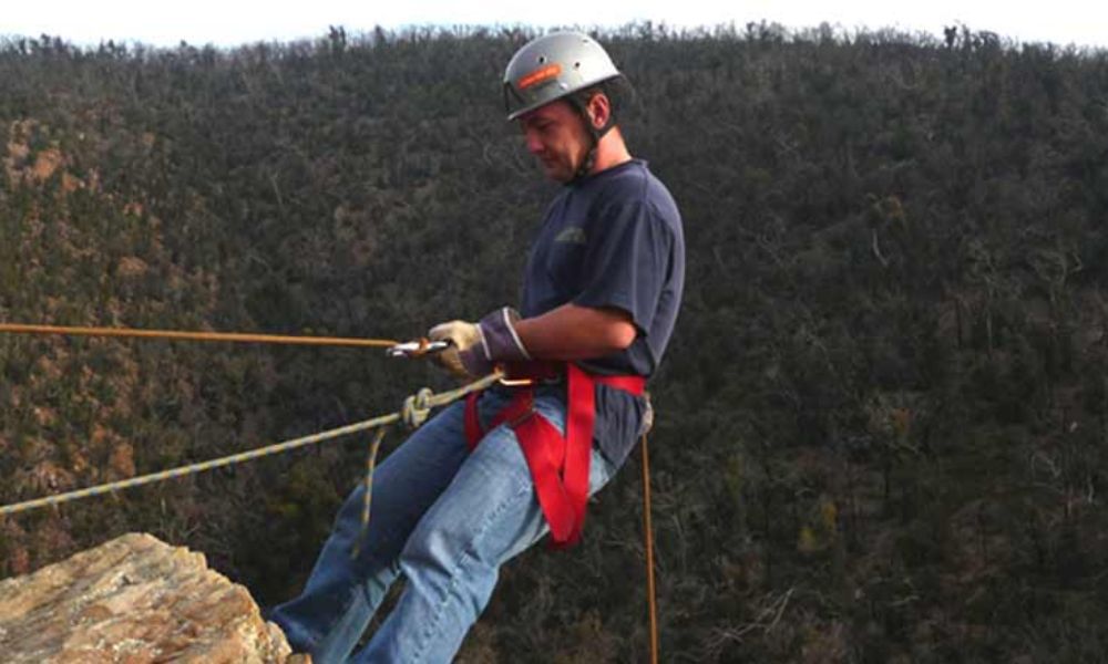 Melbourne Beginners Abseiling and Rockclimbing