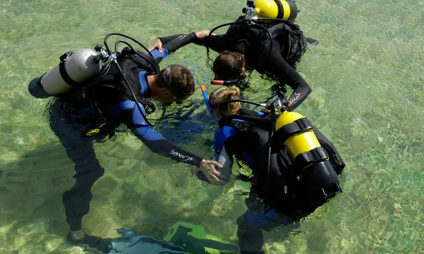Sydney SCUBA Diving, PADI Open Water Course 
