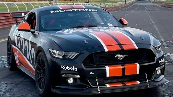 6 Lap V8 Race Car Drive - Mallala Motorsport Park, Adelaide