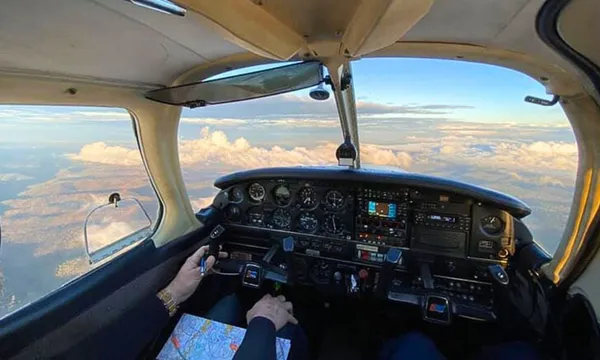 Camden Airport Learn to Fly Pilot Training, 30 or 60 minutes