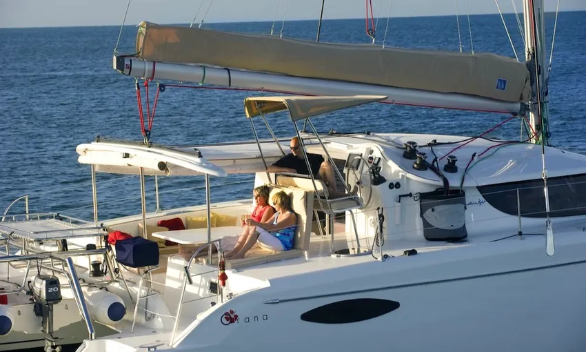 Port Douglas Sunset Sailing Cruise - 2 Hours | Experience Oz