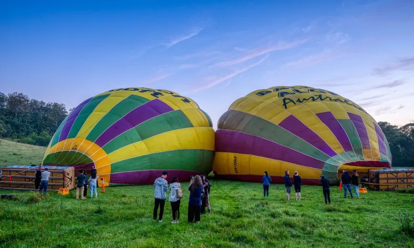 Hot Air Ballooning Sydney from Camden - Book Now | Experience Oz