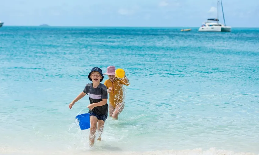 Whitehaven Beach Afternoon Tour | Experience Oz