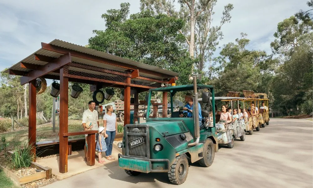 Paradise Country Aussie Farm Park Gold Coast | Experience Oz-5