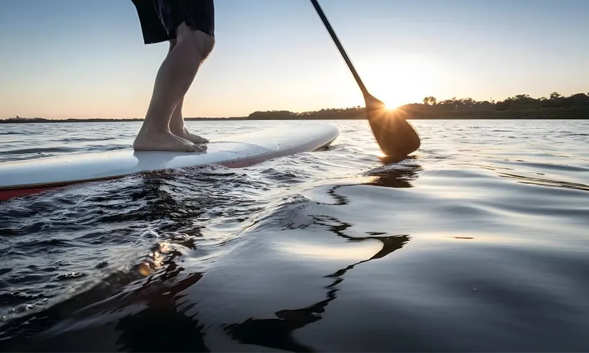Stand Up Paddle Boarding Byron Bay | Experience Oz