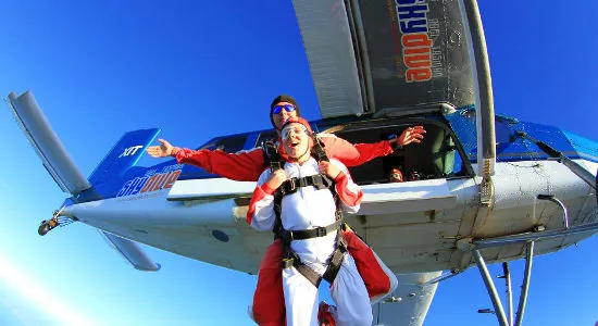 Skydive Abel Tasman 9,000ft | Experience Oz + NZ