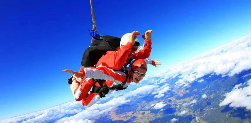 Skydive Abel Tasman 13,000 ft | Experience Oz