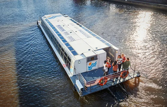 Melbourne Port & Docklands 1 hour Sightseeing Cruise