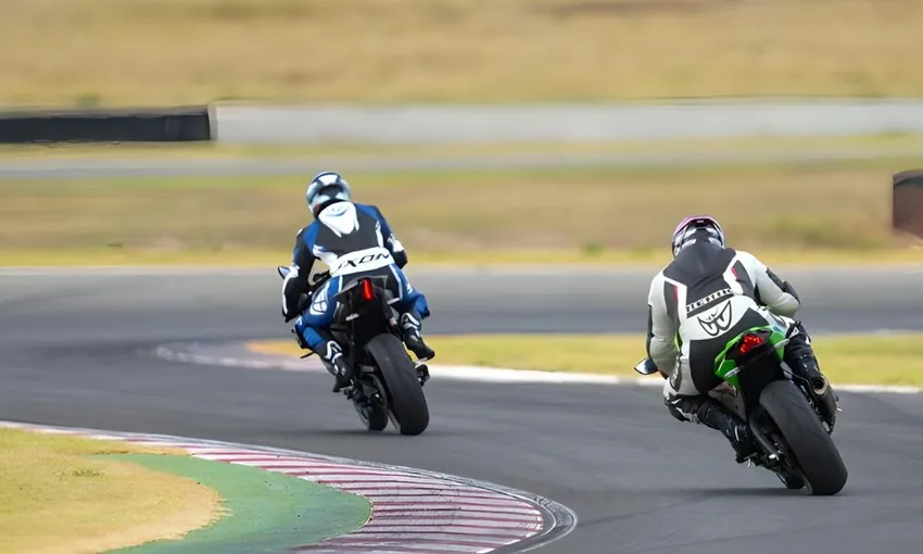 Motorcycle Track Day On Your Own Bike - Broadford Circuit, Melbourne