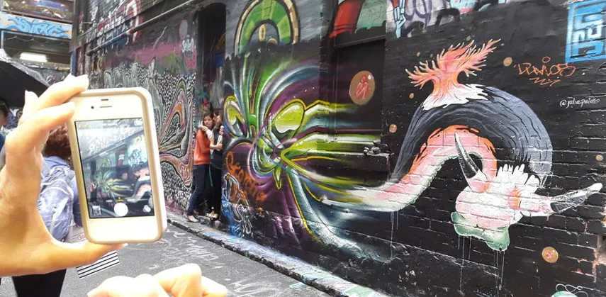 Melbourne Shopping Arcades and Lanes Tour including Lunch | Experience Oz