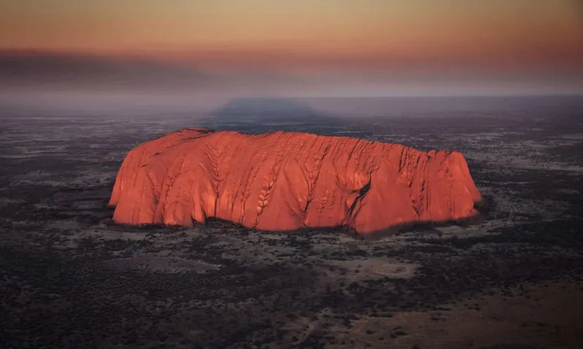 36 minute Sunset Uluru & Kata Tjuta Helicopter Flight | Experience Oz