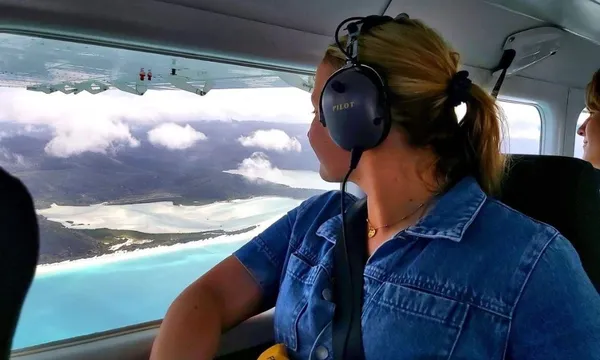 Whitsundays and Great Barrier Reef 60 Minute Scenic Flight