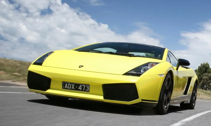 Yarra Valley Drive a Lamborghini & Ferrari, 1 Hour