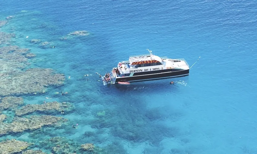 Great Barrier Reef Cruises from Cairns | Experience Oz
