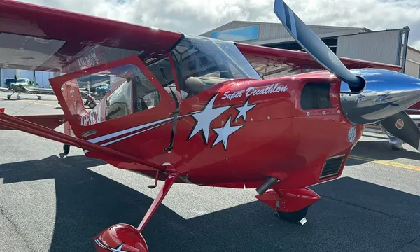 Camden Airport Flying Lesson With Aerobatics, 45 Minutes