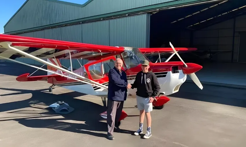 Camden Airport Flying Lesson With Aerobatics, 45 Minutes 