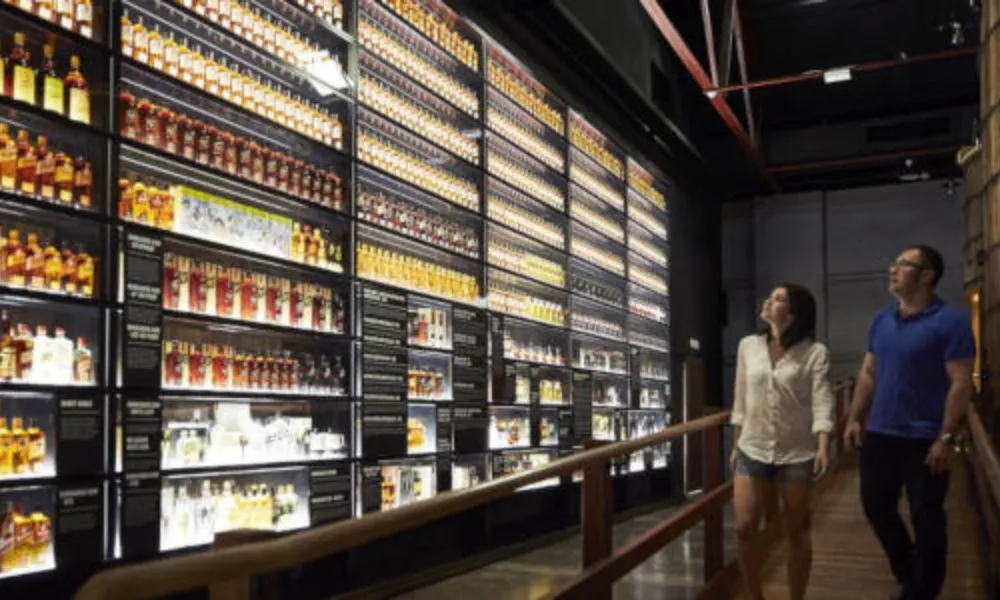 Bundaberg Rum Distillery Tour and Tasting | Experience Oz-1