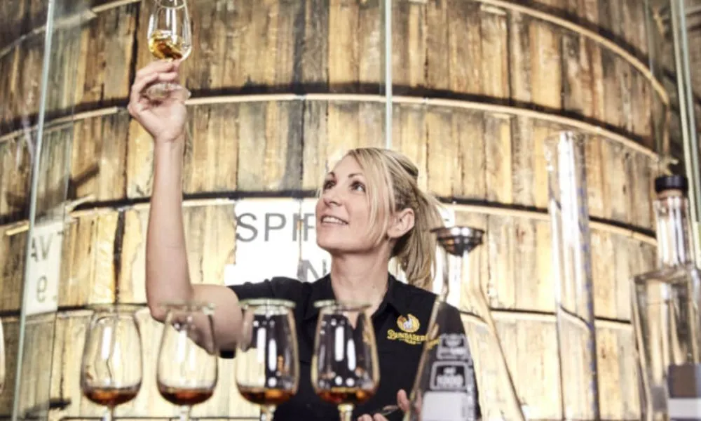 Bundaberg Rum Distillery Tour and Tasting | Experience Oz-5